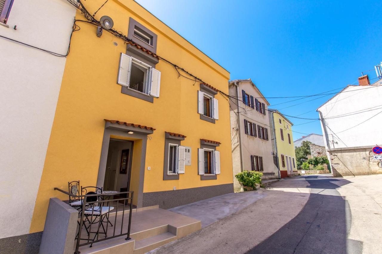 Ferienwohnung Tin 1 Vrbnik  Exterior foto